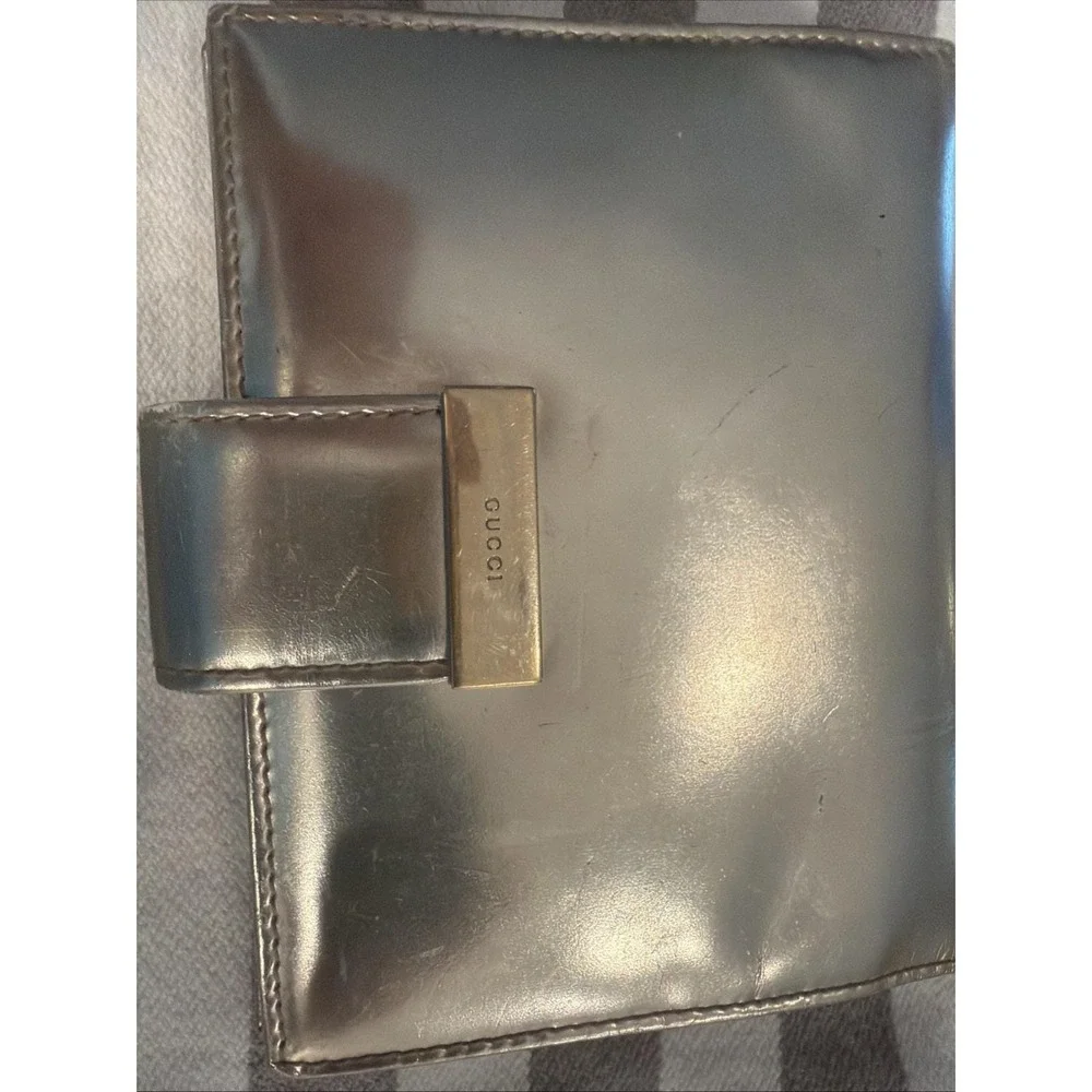 Gold Tone Gucci Wallet with Notebook No Pen. Authentic
